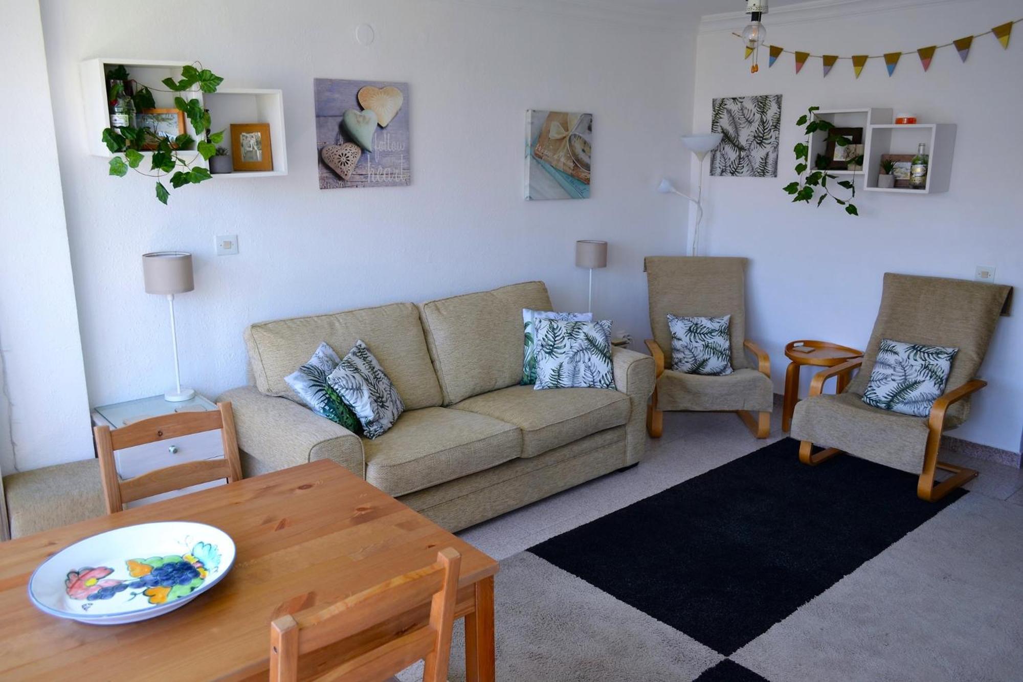 Spacious 1 Bedroom Apartment, Beach Front, Torrox Costa エクステリア 写真
